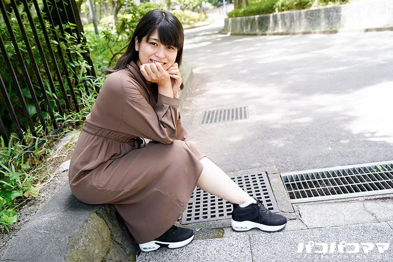 男のツボを心得ている積極的な熟女 加藤えま